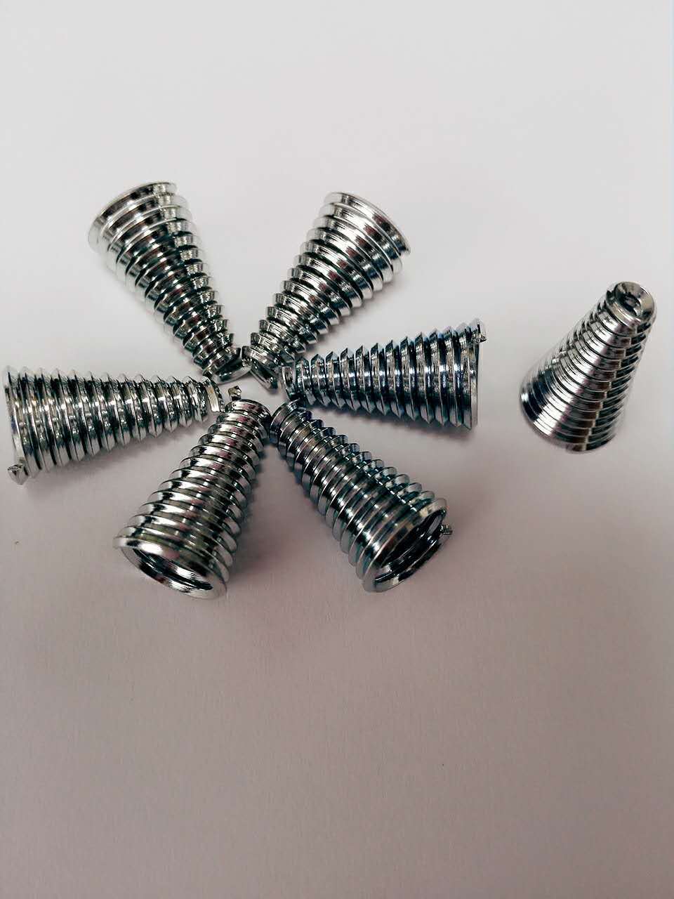 玩具弹簧_弹簧 小五金 轴 螺丝 垫片 车削件 冲压件 - 阿里巴巴