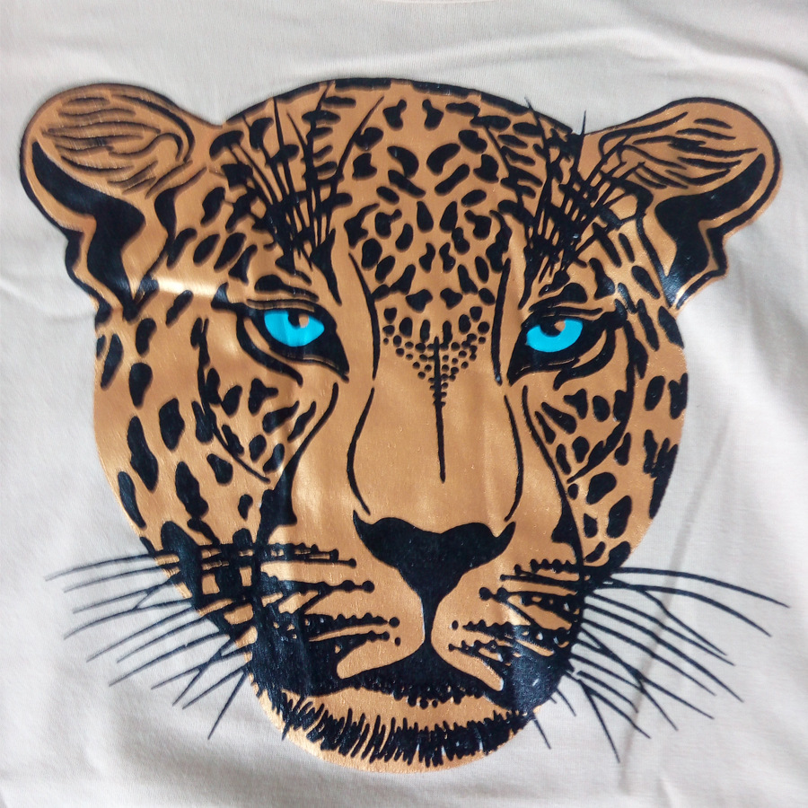 图案:动物,头像,豹纹 元素:套装,欧美 颜色:灰色,黑色,杏色 适合身高