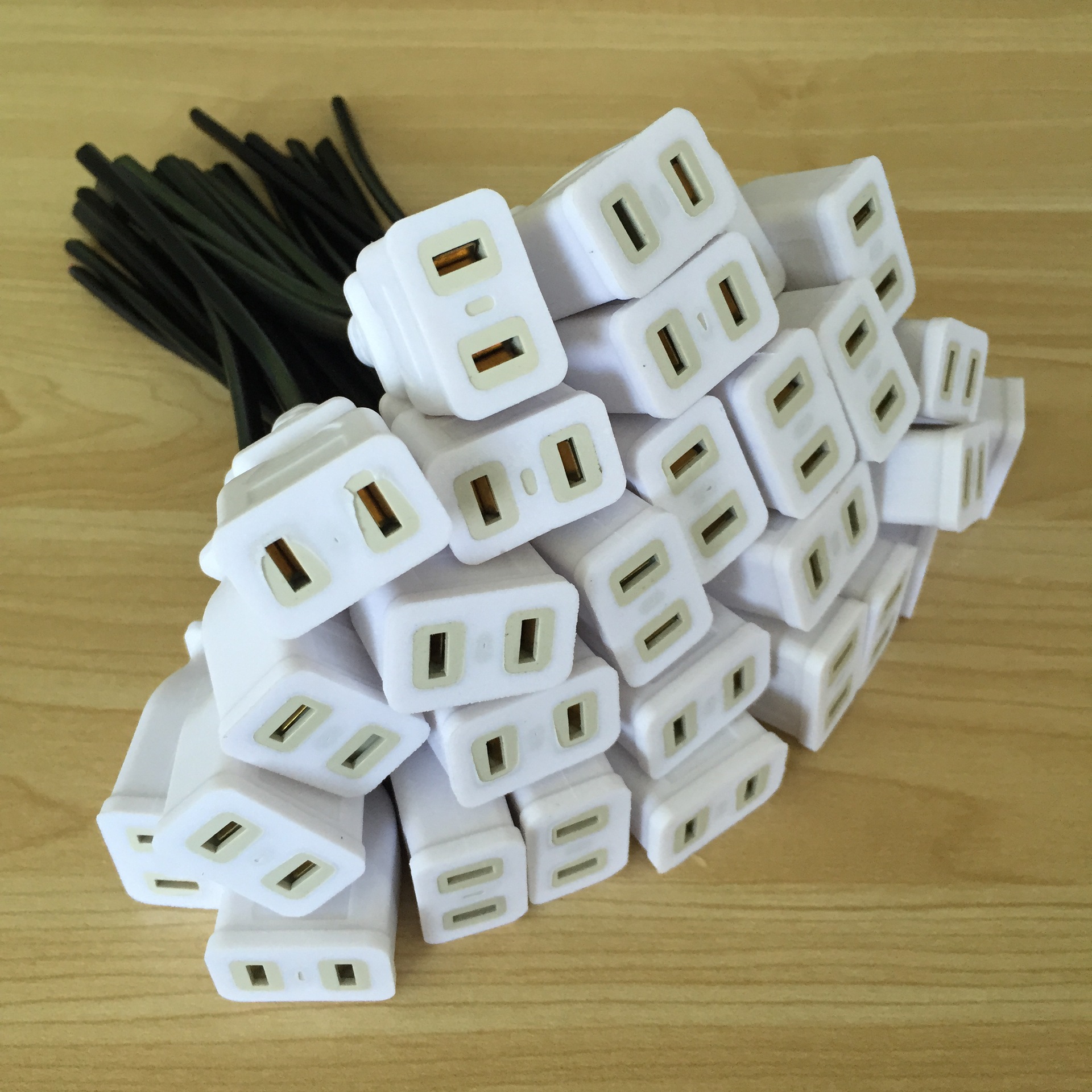 带线母插头室外防水盒电源插头监控插座二脚母插头 一体母插