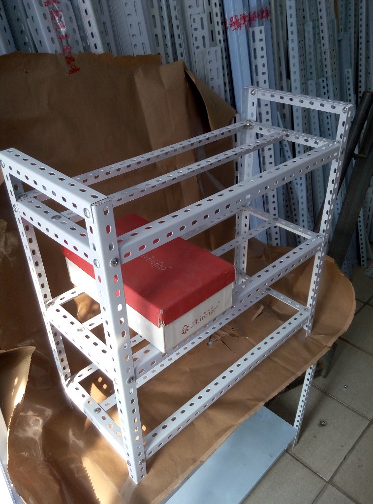 【厂家直销】角钢货架角铁冲孔货架材料尺寸随意批发/每米