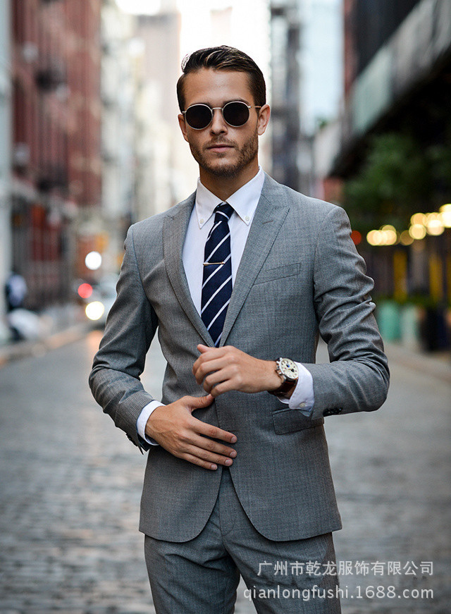 看看绅士们的示范再说吧!