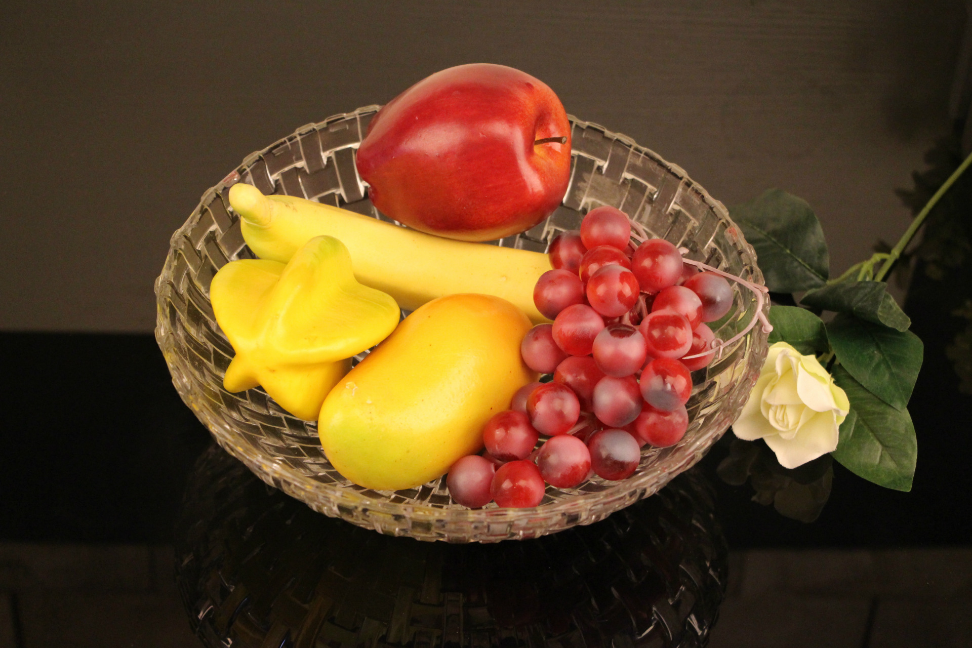 丽尊 水果盘子 玻璃盘子 大号透明彩色欧式时尚水果盘 果斗