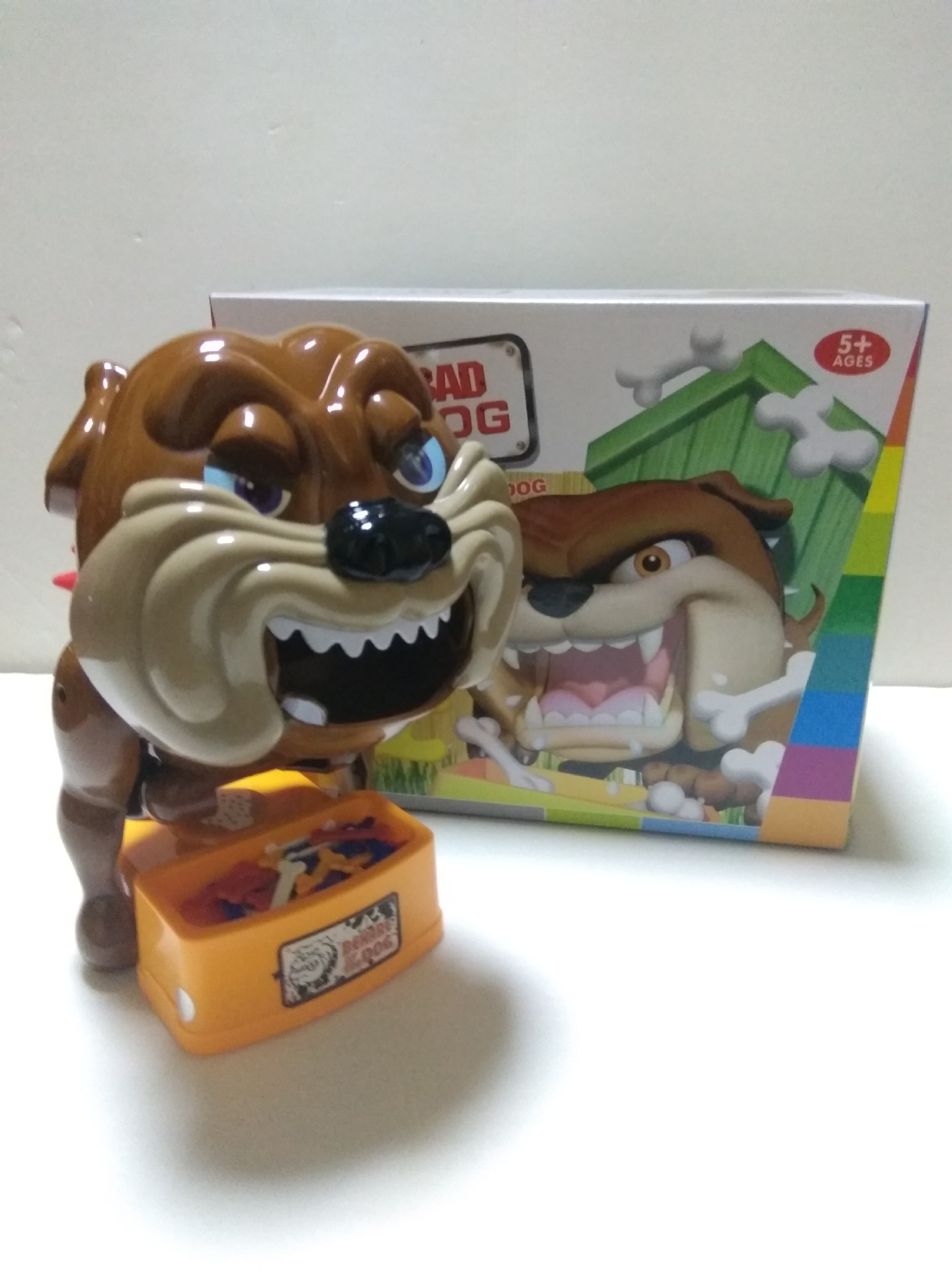 小心恶犬 韩国防弹少年团同款 小心恶犬 爆款 桌面游戏亲子玩具