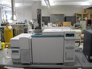 Agilent-6890-GCMS-2-300