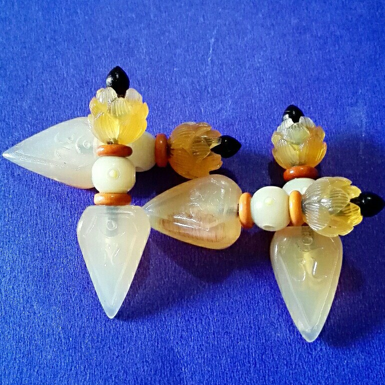 羚羊角手工雕刻法器 饰品 吊坠