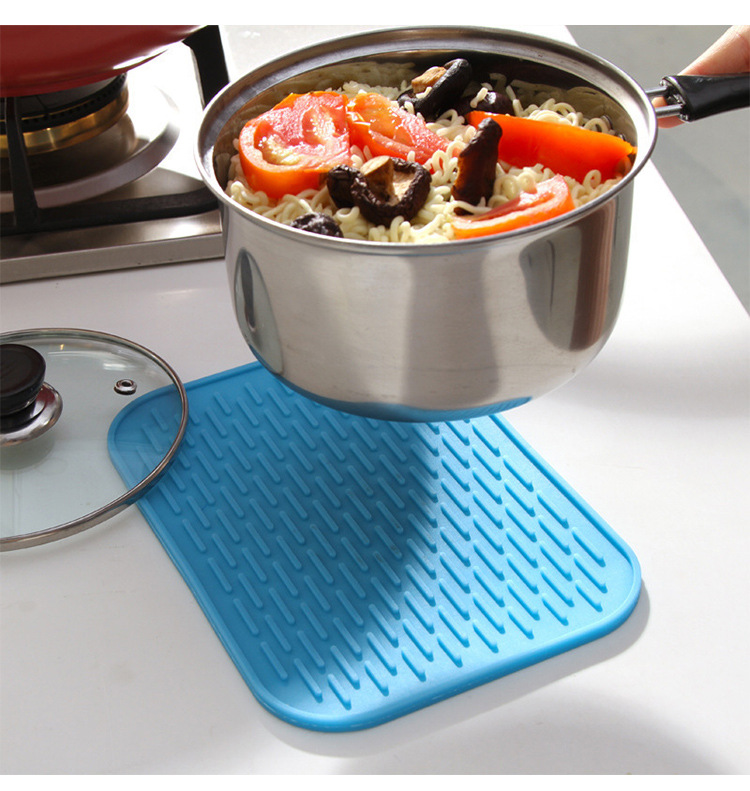 b301 创意家居硅胶隔热垫厨房餐具沥水防滑方形杯垫锅碗盘餐垫
