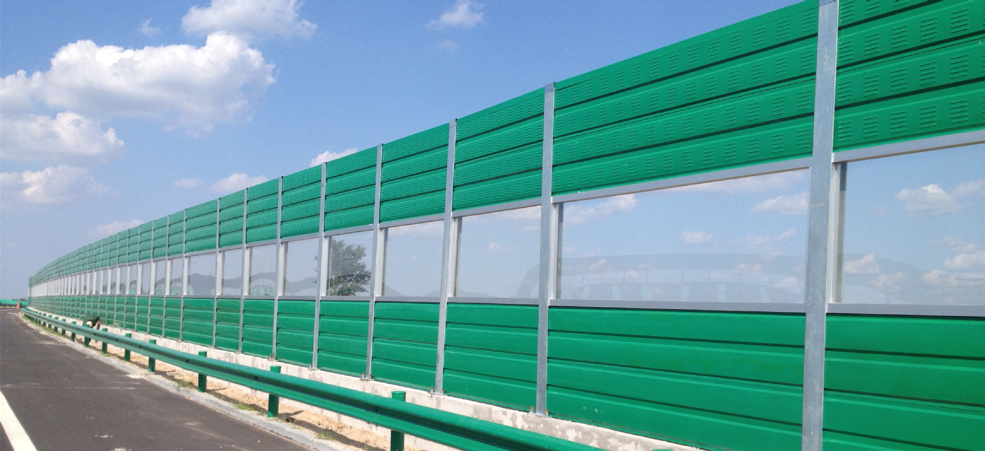 金属声屏障广迈声屏障低价金属声屏障厂家专业设计声屏障