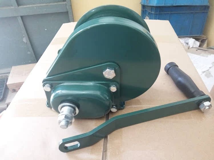 厂家热销质量保证带刹车1200磅自锁式手摇绞盘手动钢丝绳绞盘机