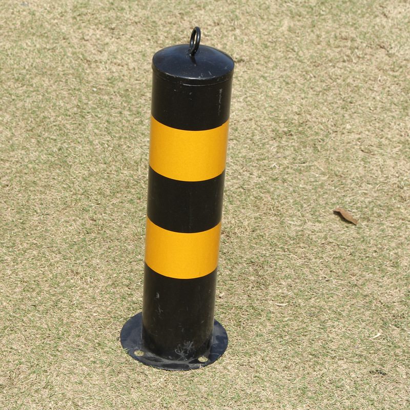 特价固定路障固定式防护桩烤漆反光膜钢管挡车器安全标志