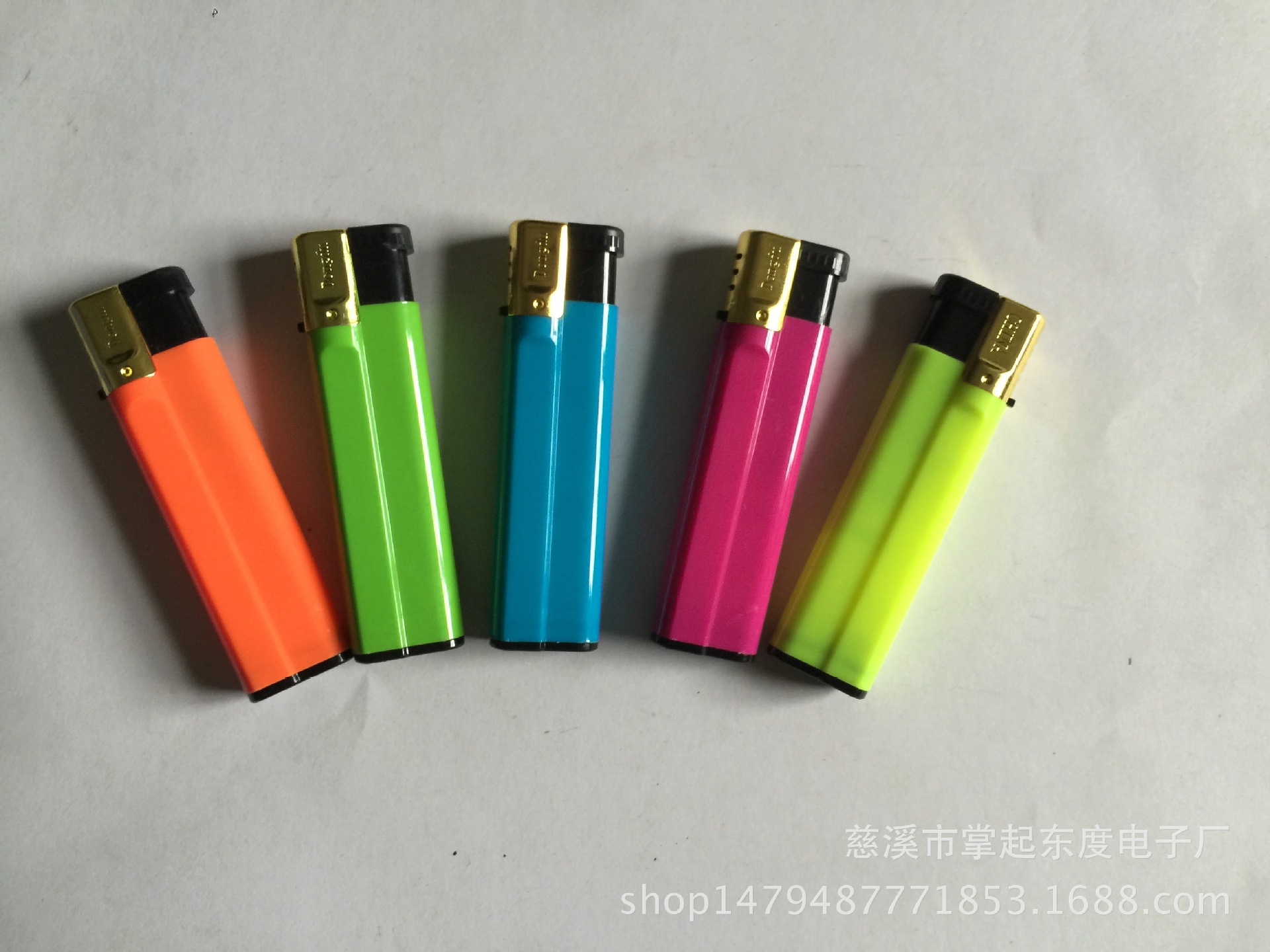 专业生产打火机厂家直销防风塑料打火机159防风打火机可印广告