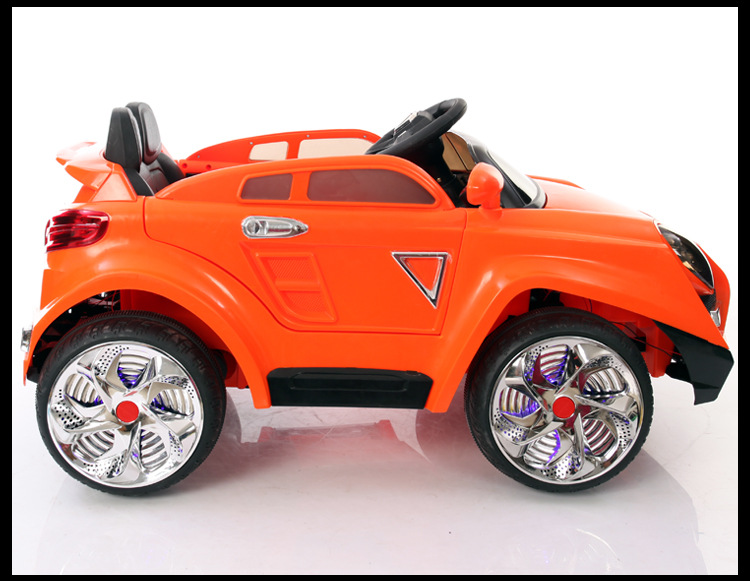 新款保时捷儿童电动汽车儿童电动越野汽车四轮儿童可坐电动童车