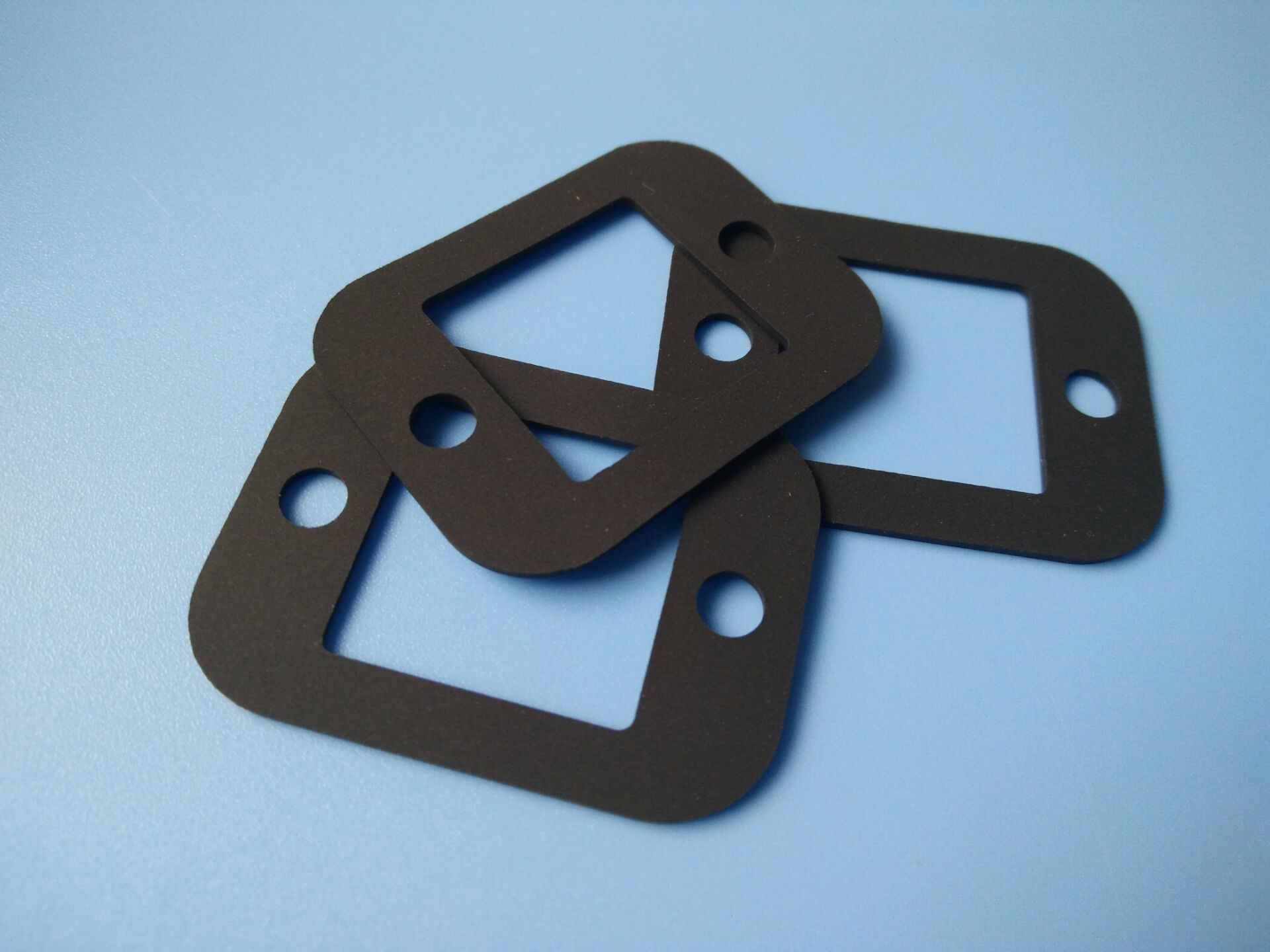 软性硅胶垫 20度硅胶垫片 黑色硅胶防滑垫 3m自粘防火垫片ul认证