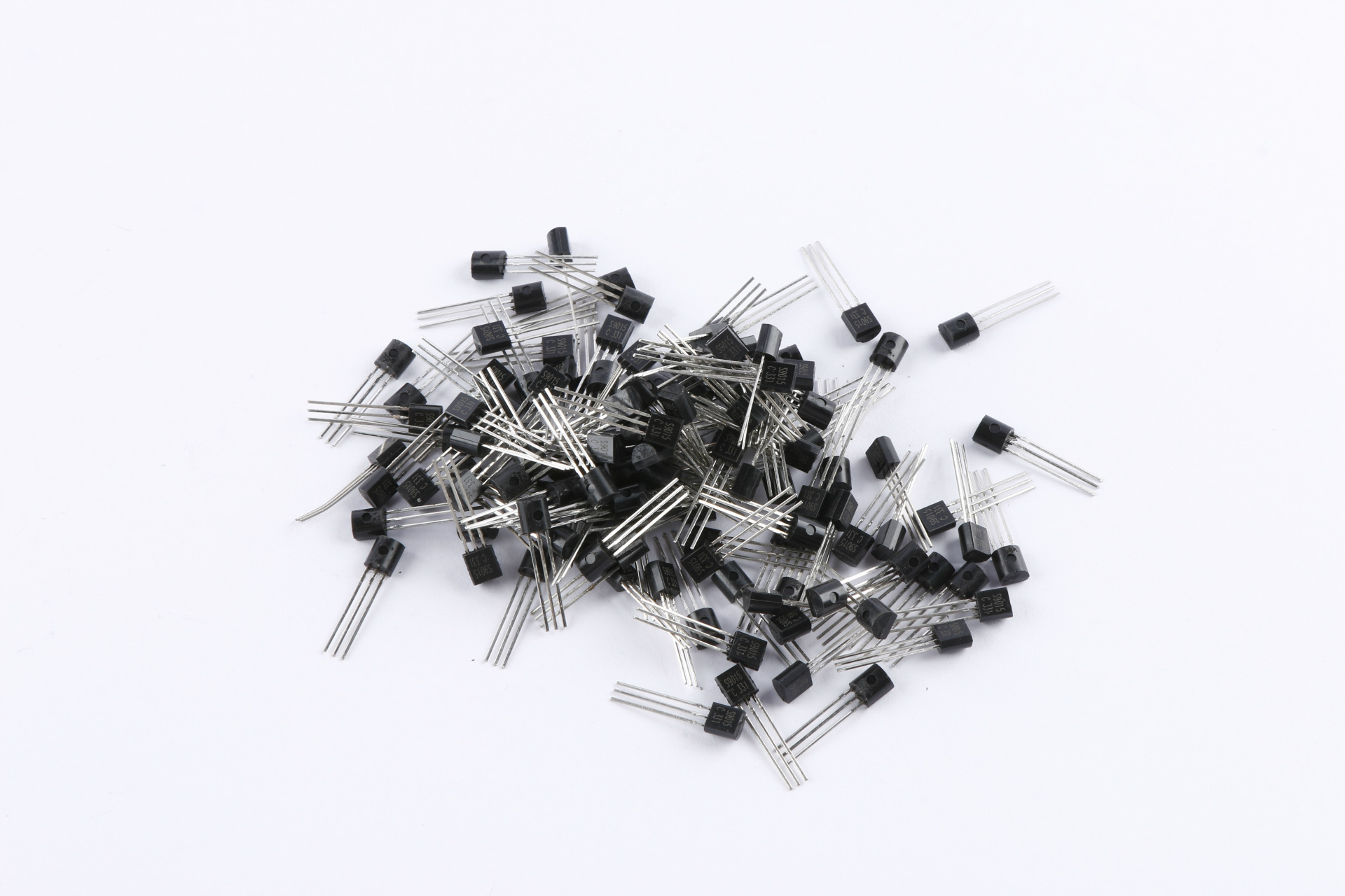 原装正品贴片三极管s9015环保无铅三极管 优势现货一站