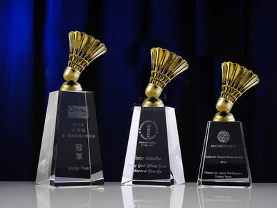 羽毛球比赛奖杯 男女子双打羽毛球奖杯 羽毛球一二三名纪念杯