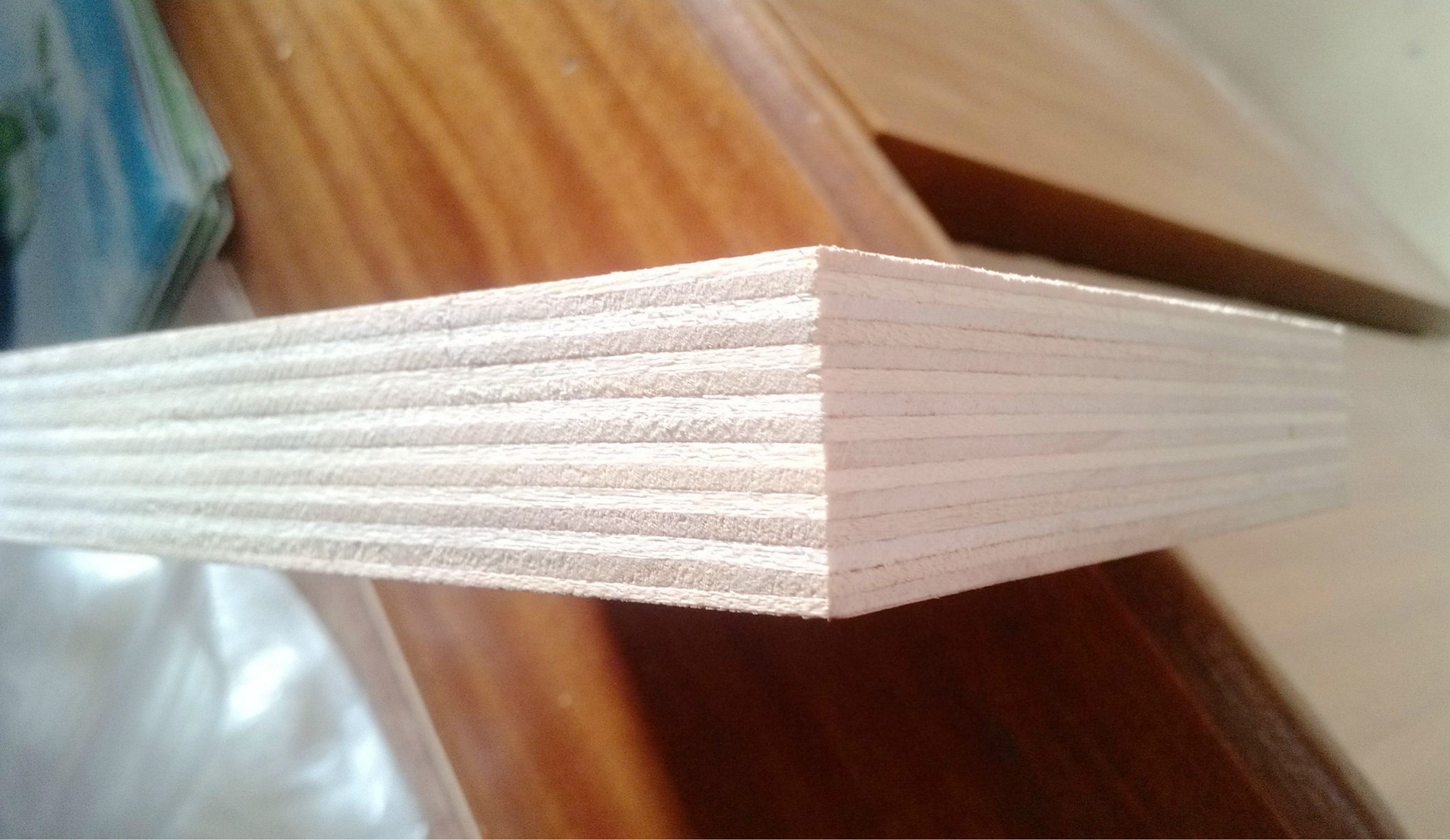 梦之蓝同色配套柜体板17mme0级多层柳桉芯实木免漆板生态板双面