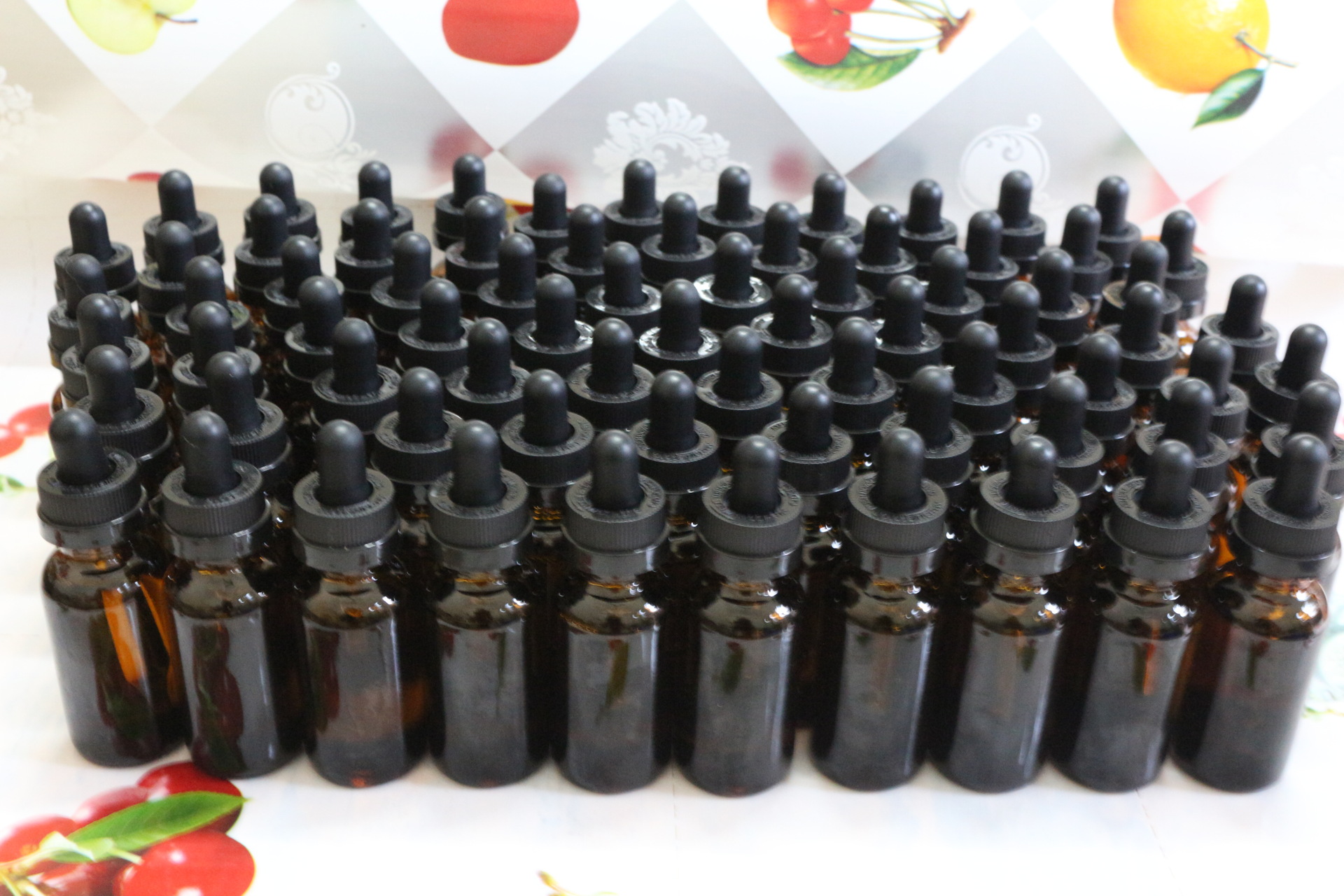 厂家批发散装桶装美国水果混合味电子烟油芒果冰沙小绿人电子烟液