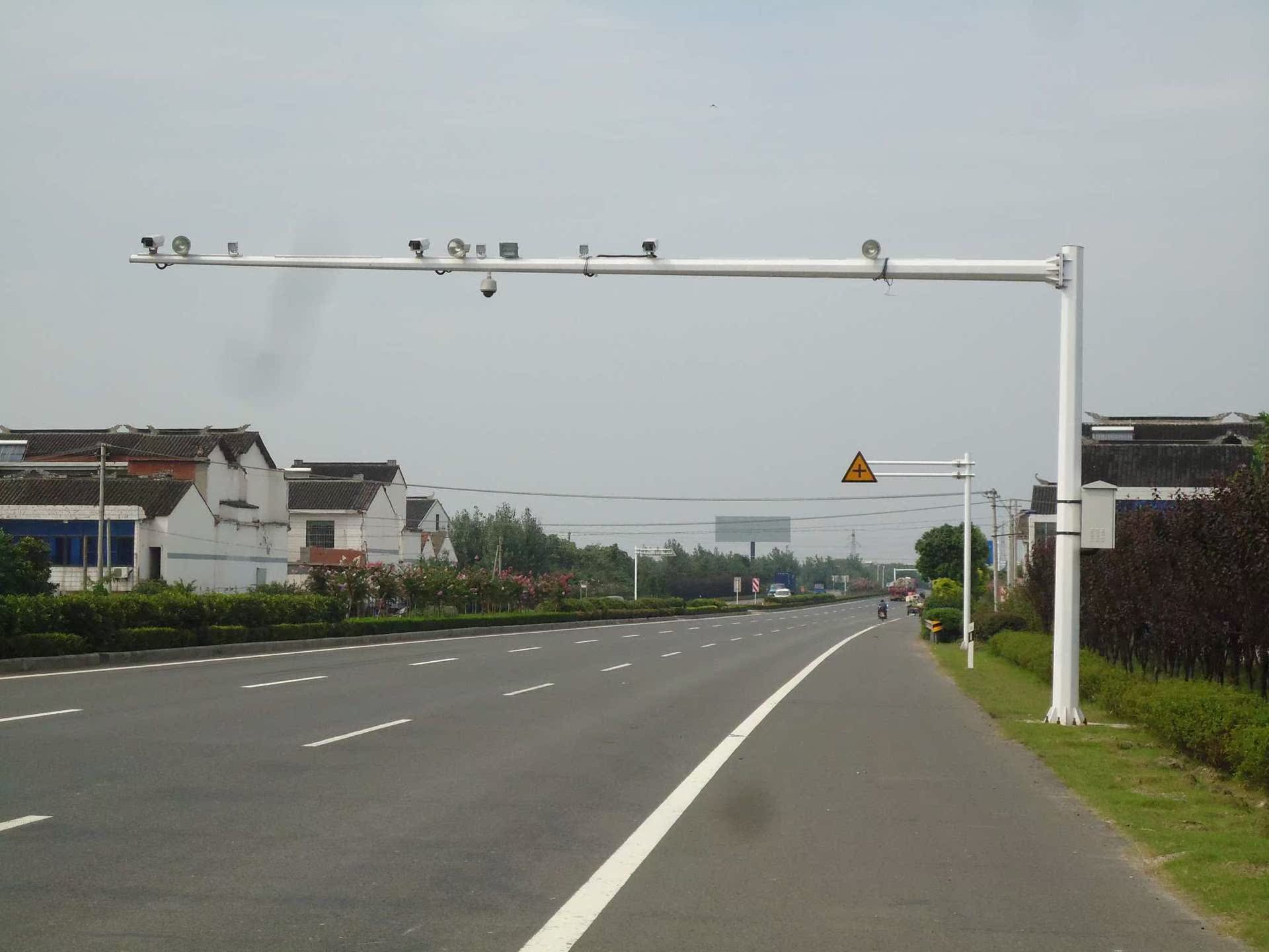  八角监控杆厂家直销>量大从优厂家专业生产监控杆 监控立杆