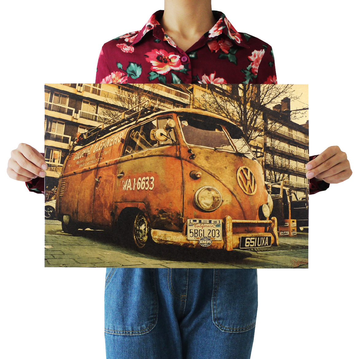 b11路边的大众汽车怀旧复古牛皮纸海报室内酒吧咖啡馆装饰画