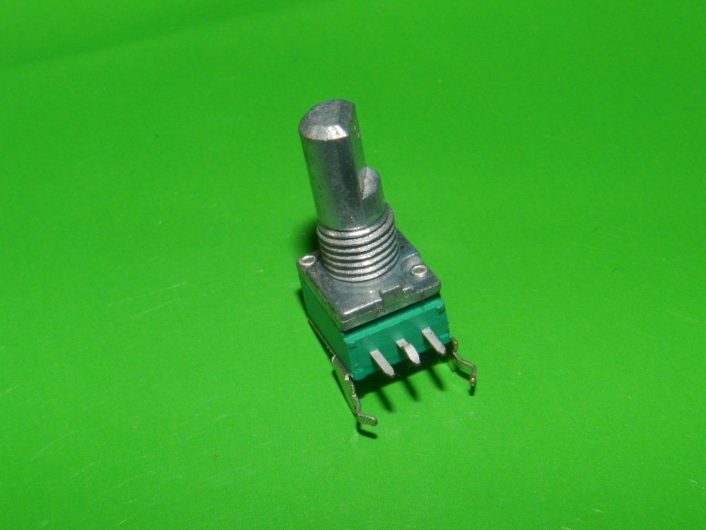097单联塑封调音台功放用小型电位器