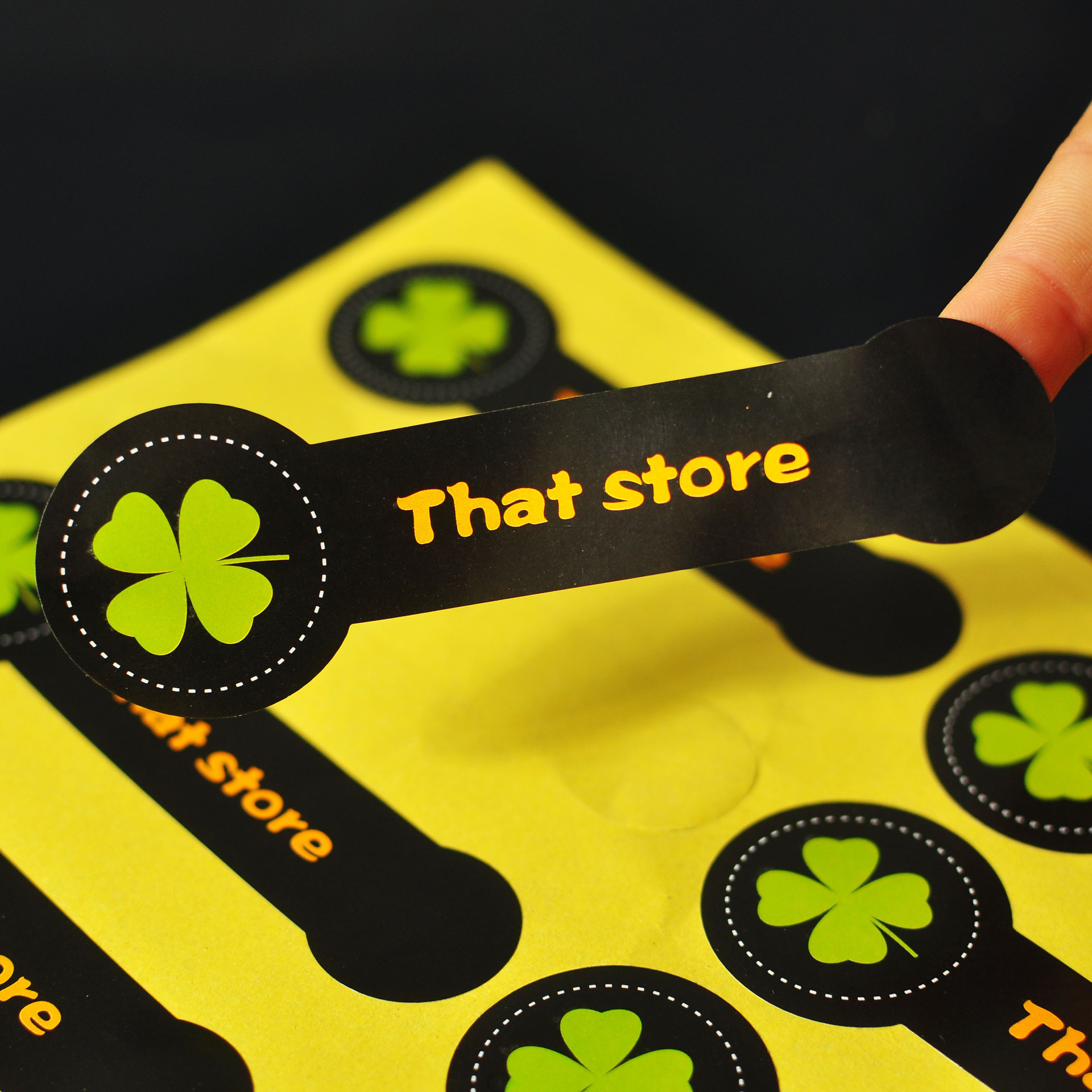 定做铜版纸不干胶贴 圆形不干胶标签贴纸 异形彩色pvc透明.