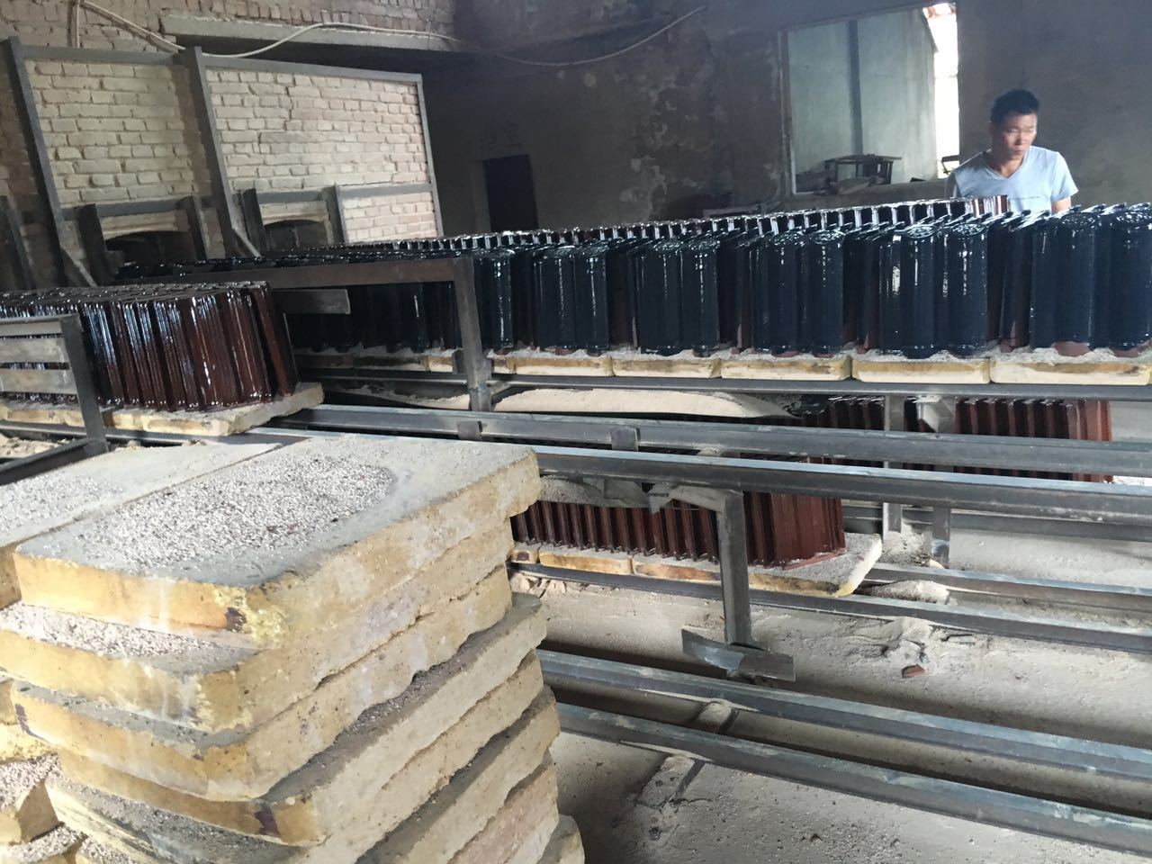 厂家直销 琉璃瓦 双筒瓦 平板瓦 s瓦 西班牙瓦 价格面议