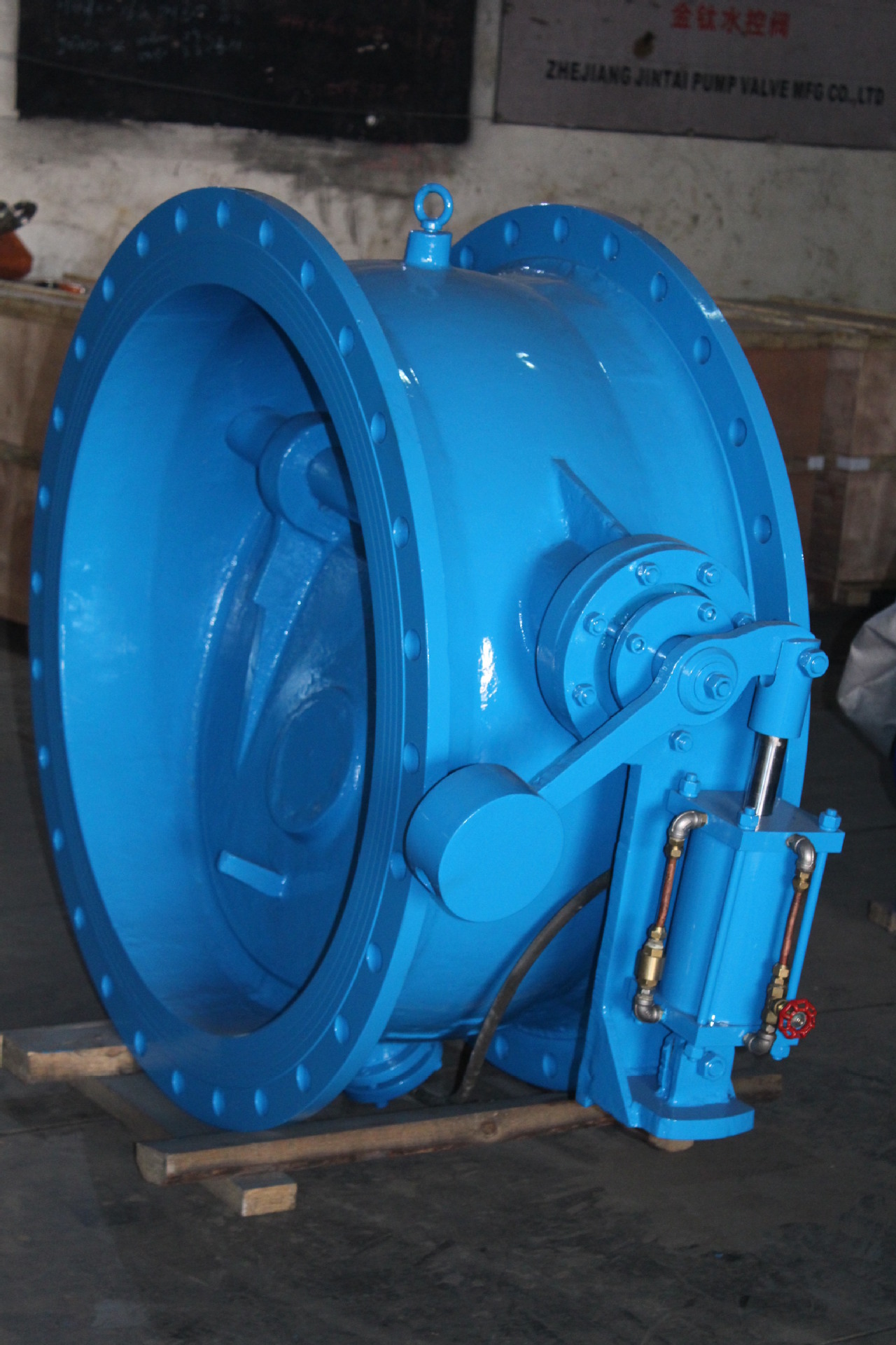 厂家直销微阻缓闭蝶式止回阀 hh47x-10c法兰蝶式止回阀门500