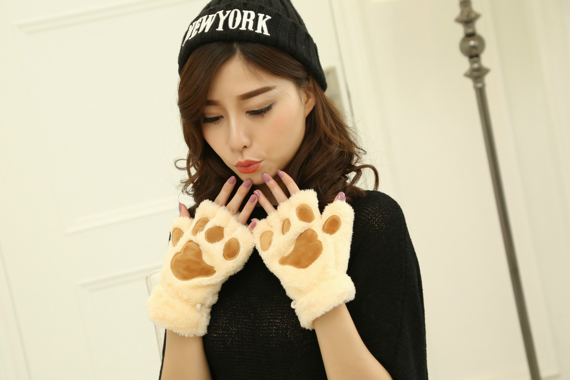 猫爪手套 冬季可爱卡通猫咪女生露指手套 加厚绒毛熊掌半指手套