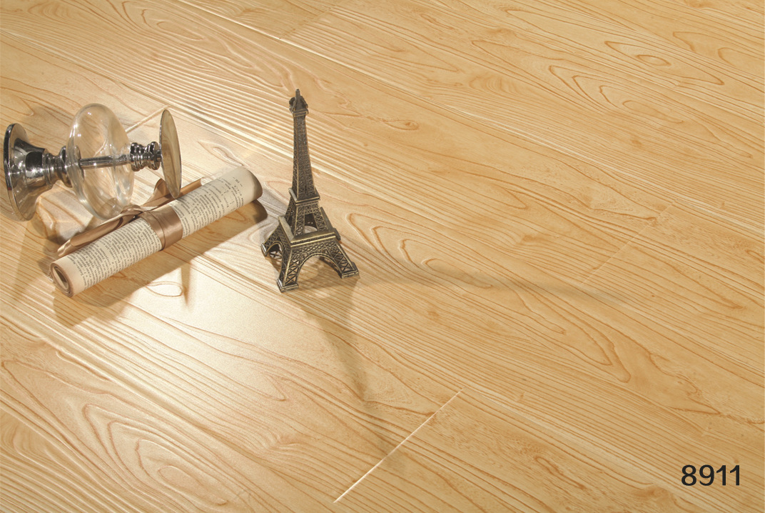 2016新款高档大亚强化复合木地板金刚柚木个性环保地板工厂直供