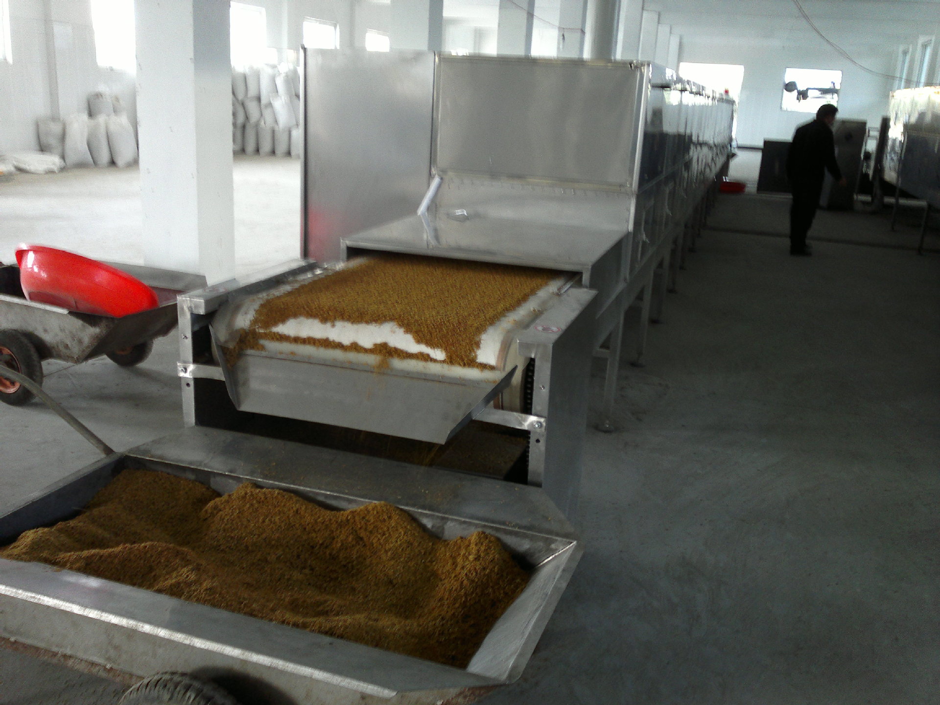 黄粉虫干燥设备,黄粉虫烘干设备,昆虫烘干机