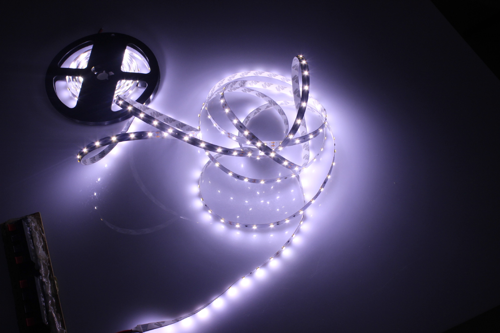 厂家批发超高度3014led灯带低压12