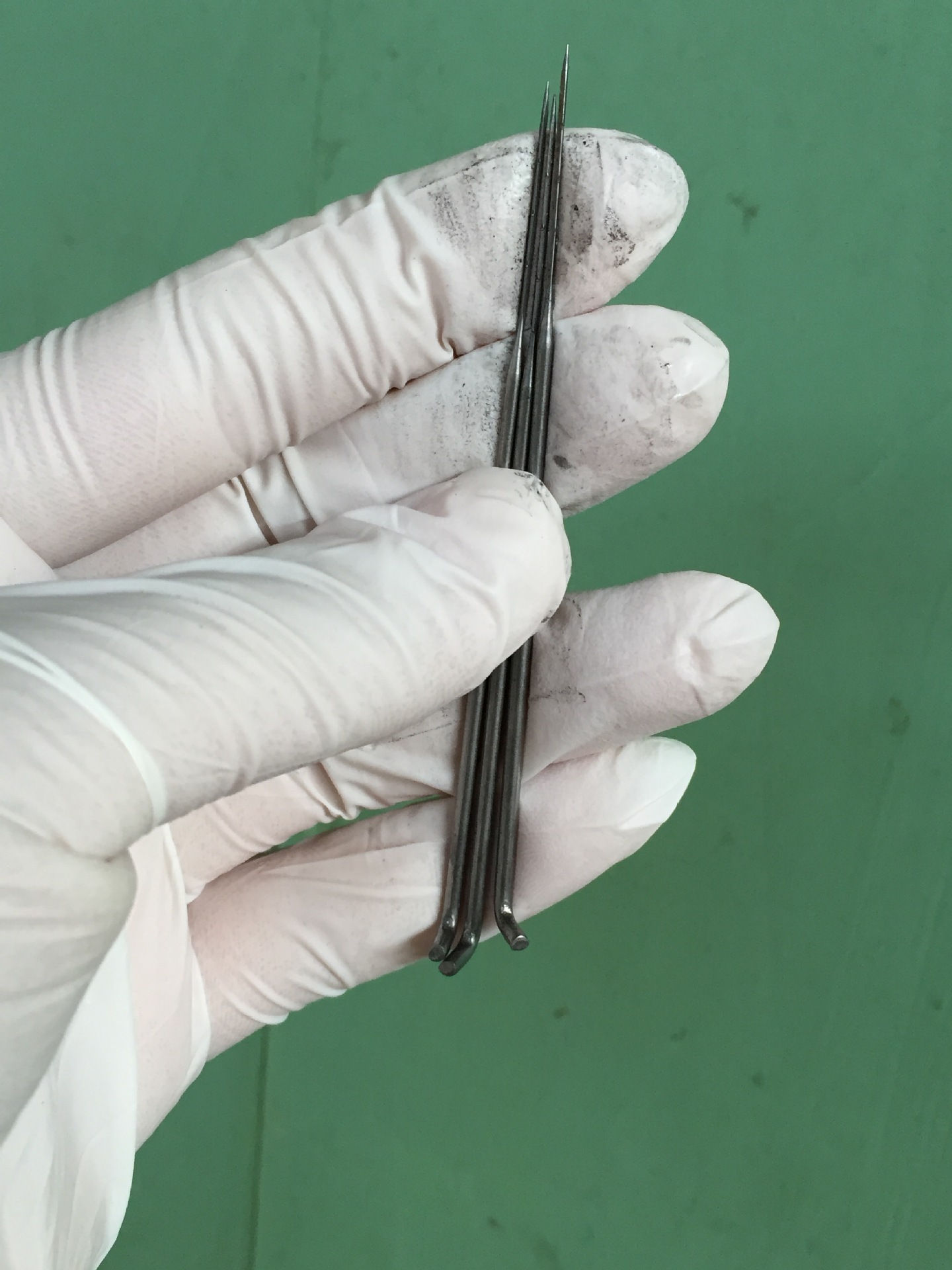 公路养护家具包装大棚保温被席梦思床垫无纺布三角植绒刺针