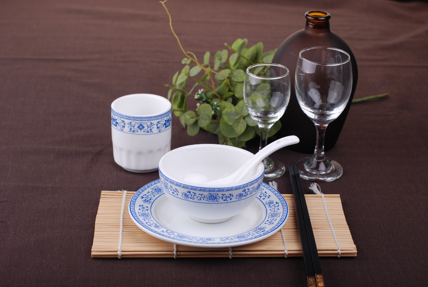 五星级酒店餐厅用品陶瓷餐具黄金摆台套装