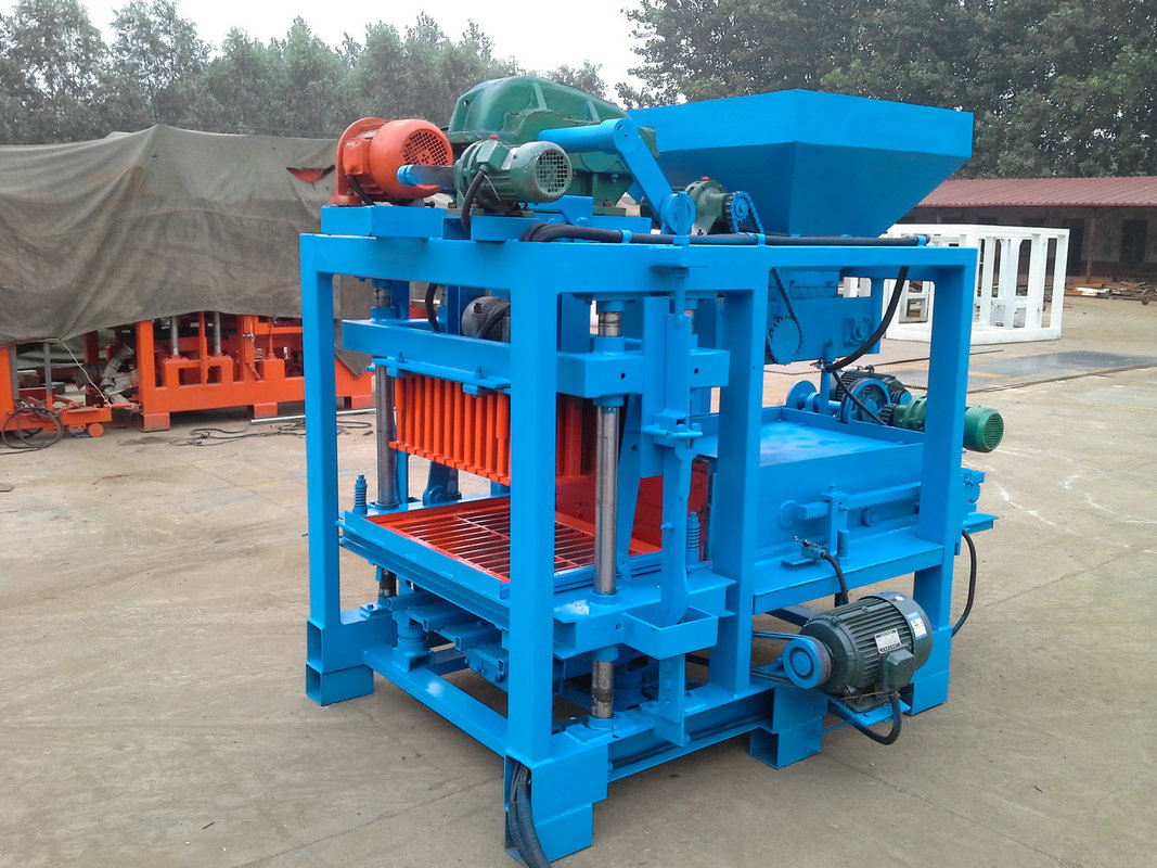qtj4-30a型半自动砌块成型机 路沿石水泥砌块免烧砖机 砖头机械