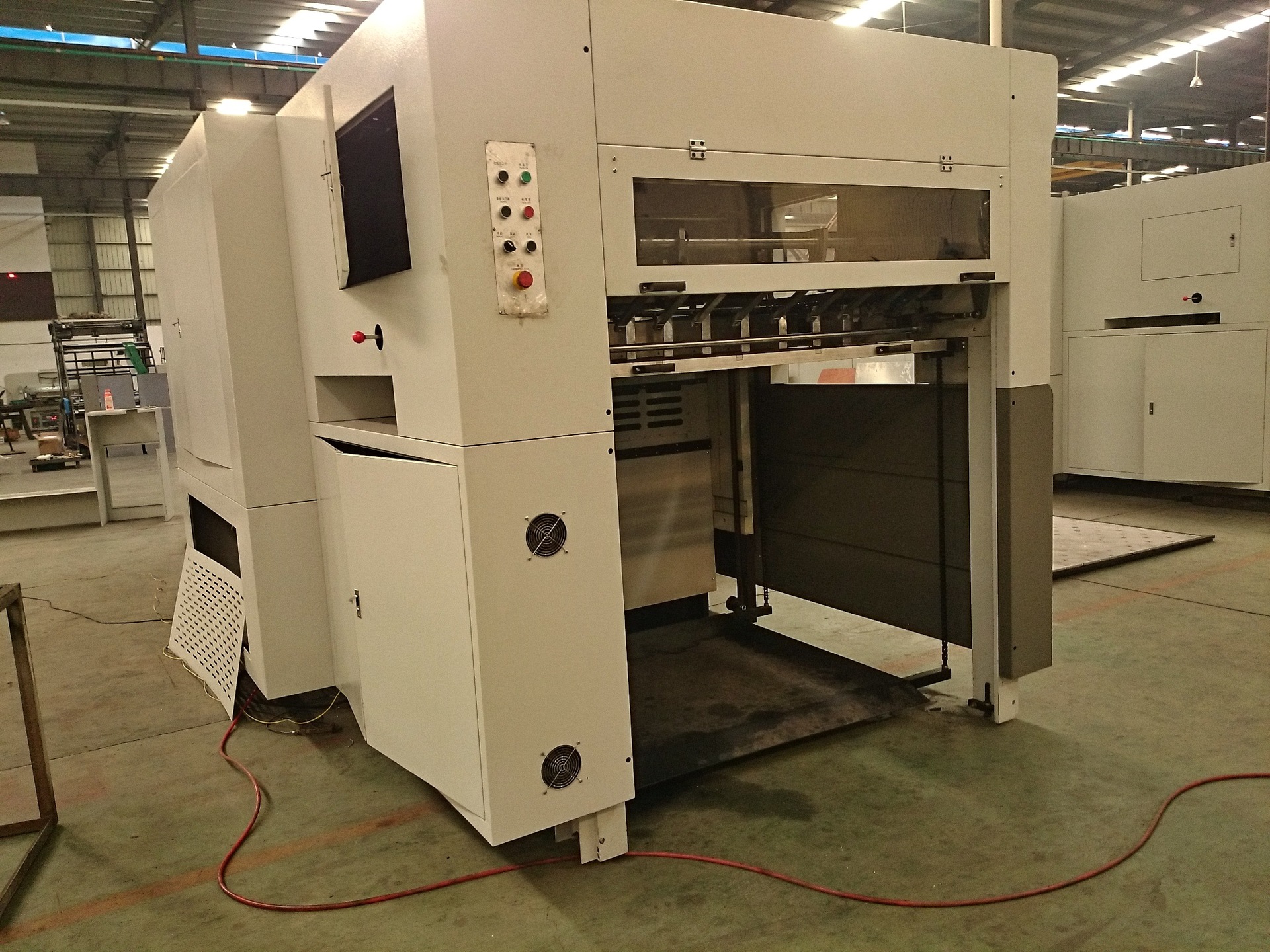 1500手自一体平压平模切机 戴氏模切机纸板 厂家直销 高速压痕机