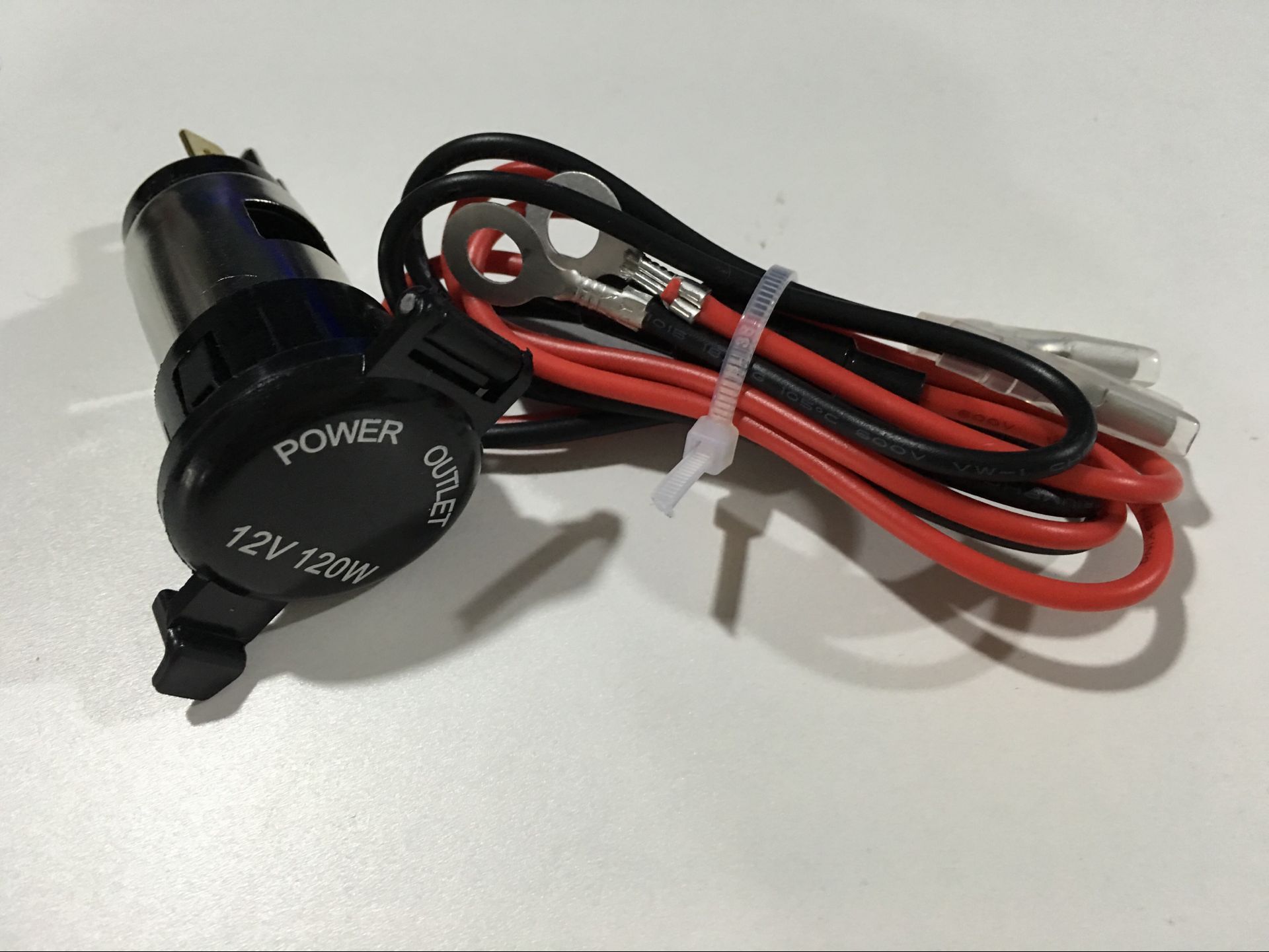 汽车 摩托车 游艇 轮船 点烟器插座 12-24v通用点烟器插座 z