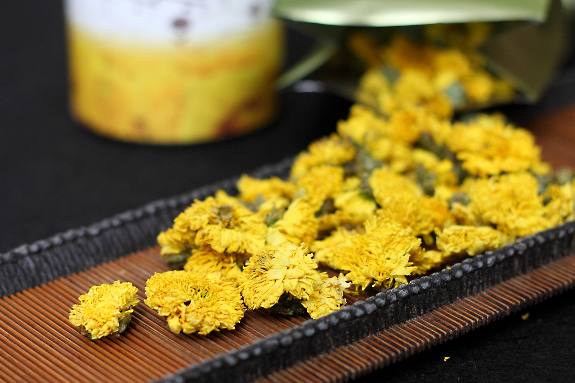 厂家批发婺源皇菊 30g一级罐装皇菊 优质罐装菊花茶