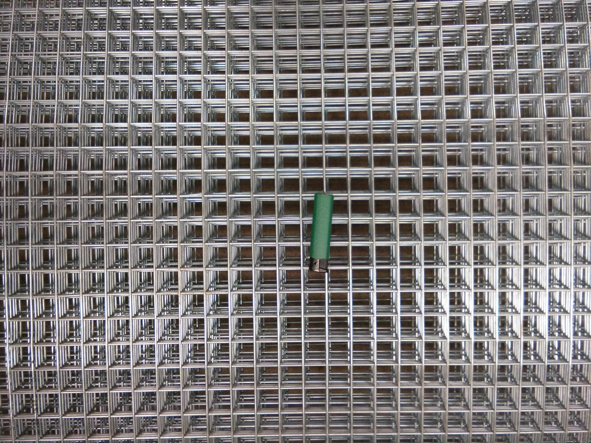 建筑网片_厂家直销 开焊建筑网片 镀锌电焊网片 黑网片 铁丝网片 - 阿