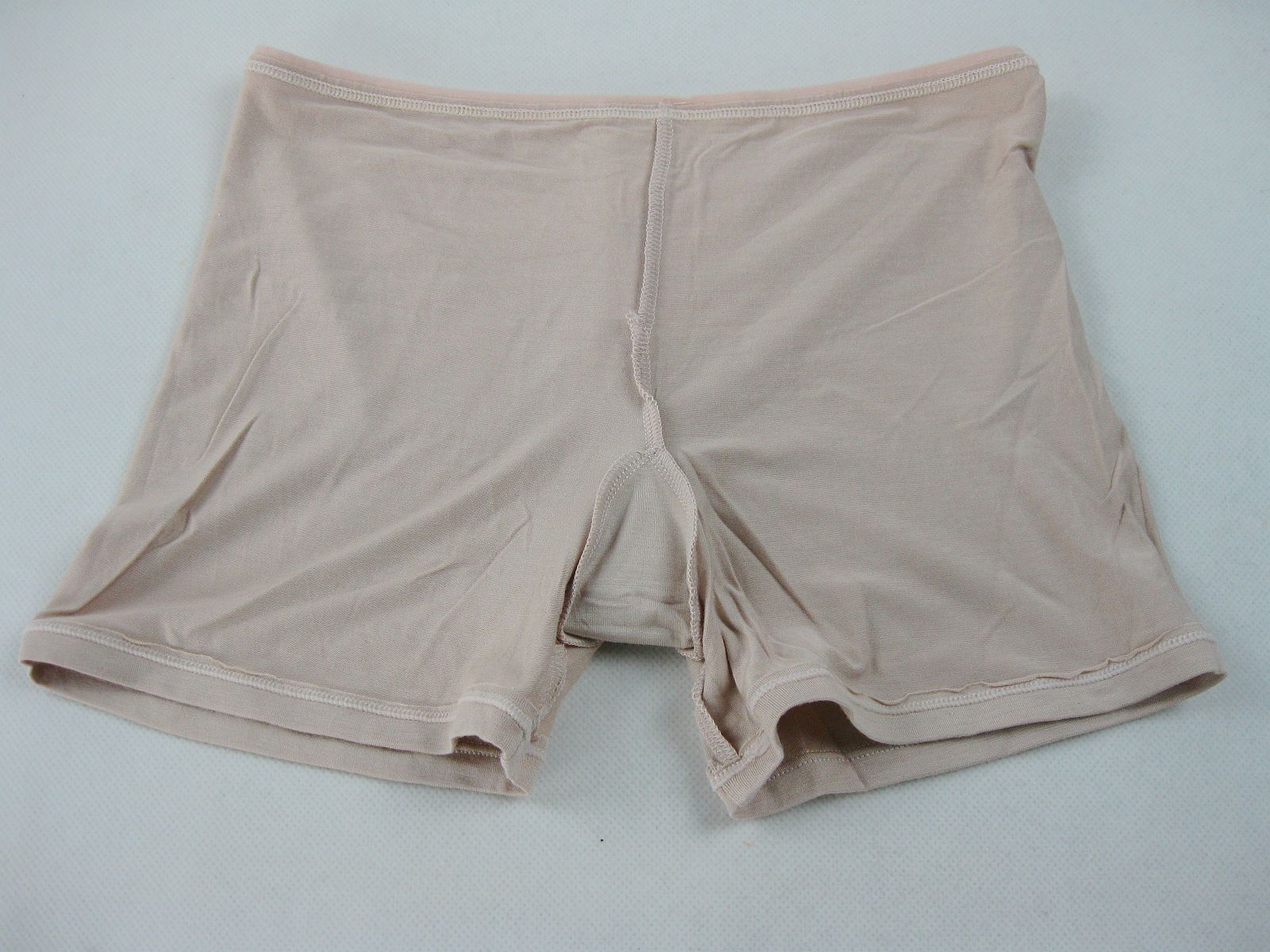 女士莫代尔安全裤纯色防走光打底裤少女平口安全裤