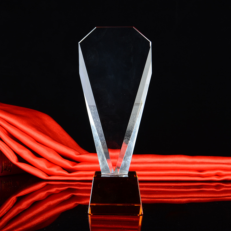 产品颜色: 如图 产品材质: 水晶k9 备注: 我店商品照片均为实物拍摄