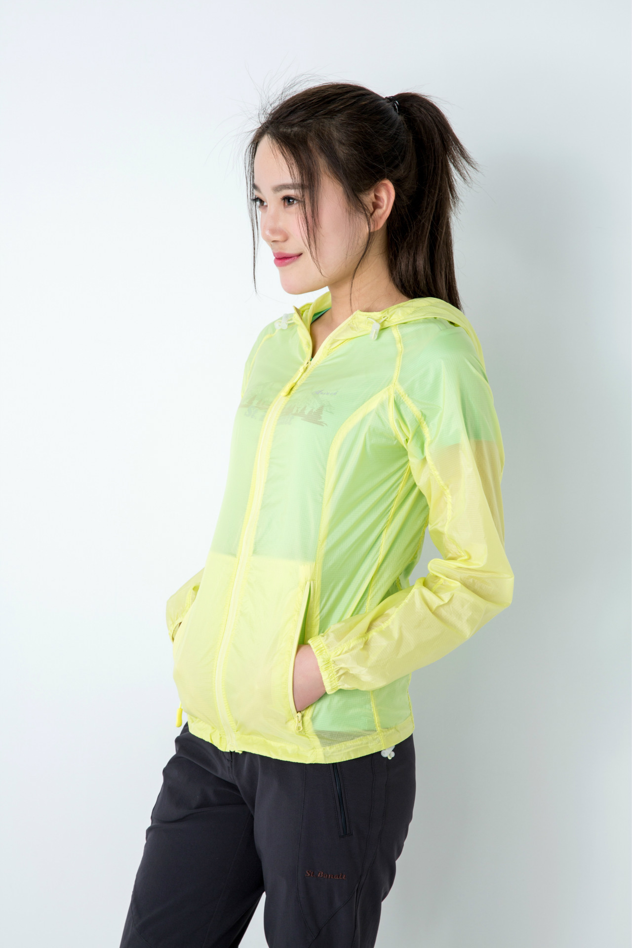 2016aviuck女款防晒衣皮肤衣速干防紫外线防风透气耐高温戴帽