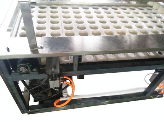 如何选购合适的米花糖机器——模具成型机