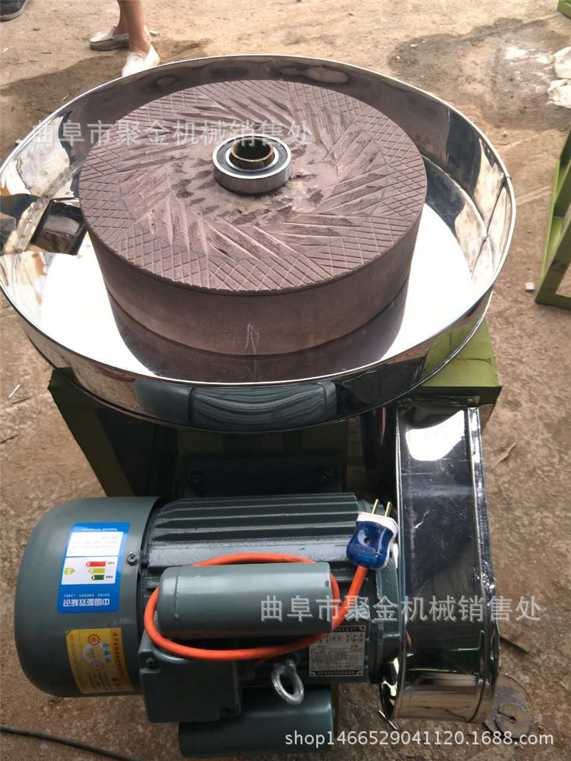 我厂生产销售的各种规格的豆浆石磨机,面粉石磨机和芝麻香油石磨