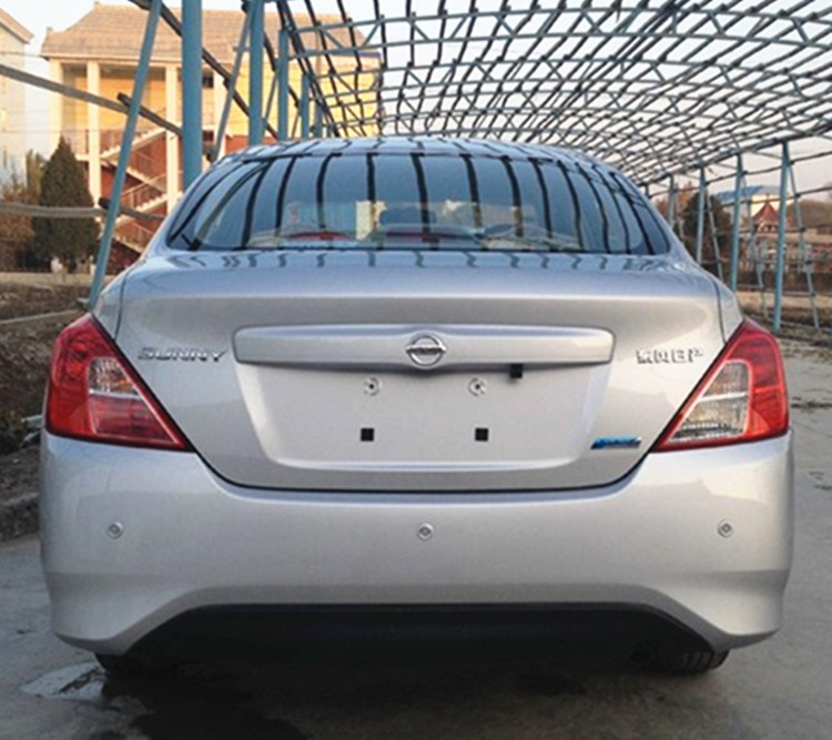 日产尼桑新阳光改装雾灯总成 加装雾灯罩 nissan sunny fog lamp