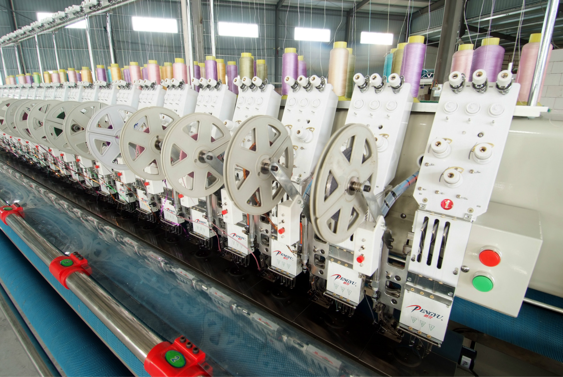 鹏誉高品质 工艺品刺绣金片绣系列全自动多功能金片绣电脑绣花机