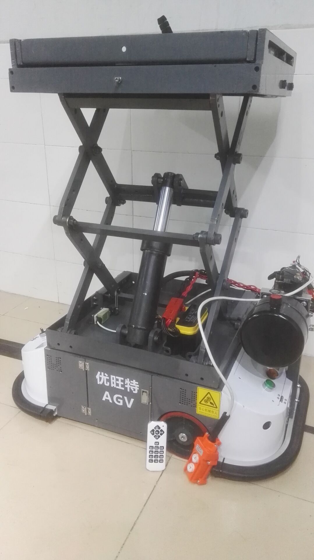 无人搬运 自动设备 单向牵引 立体仓储 物料车 agv小车 现货