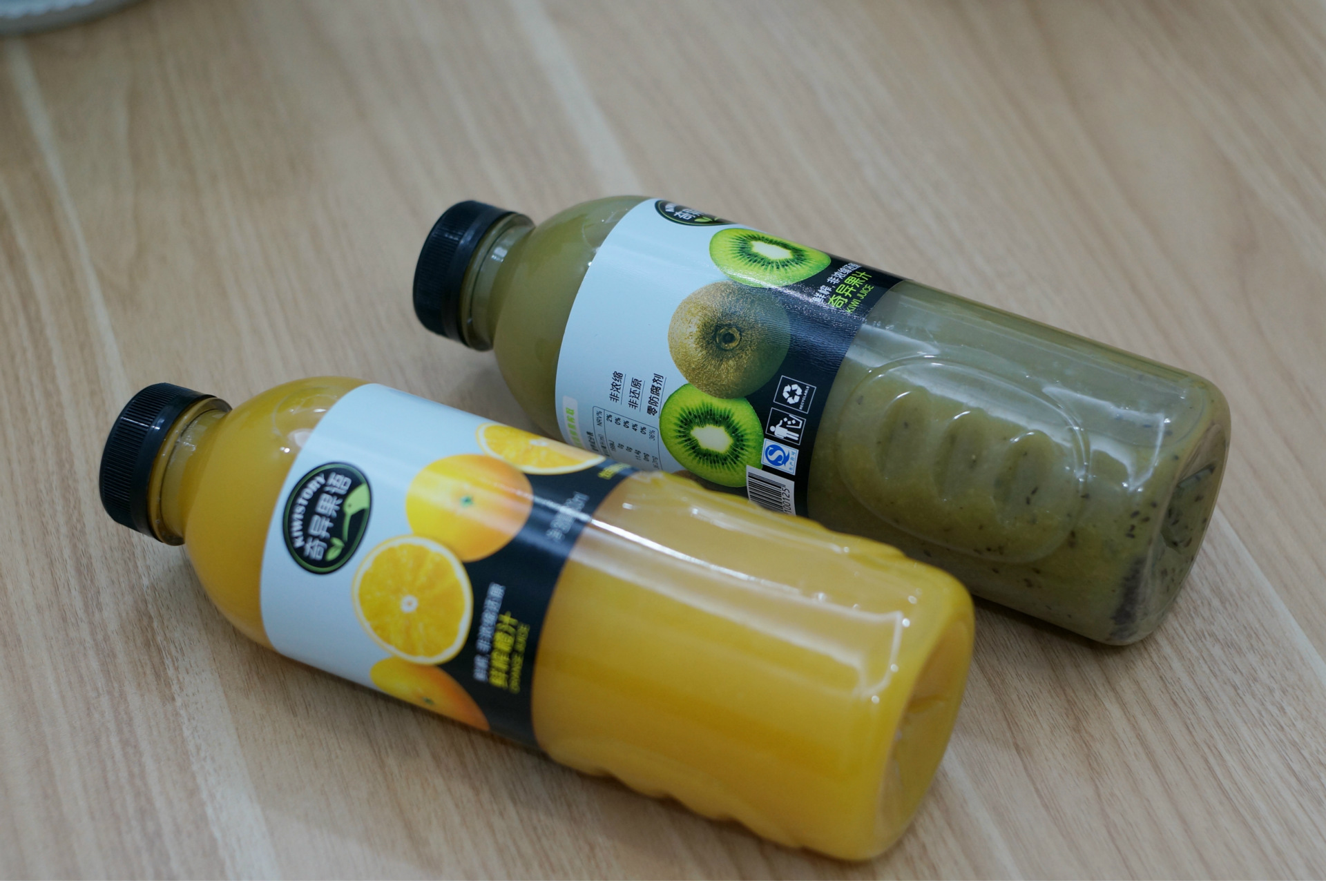 奇异果语 nfc鲜榨果汁猕猴桃优于 100%纯果汁 800ml瓶装