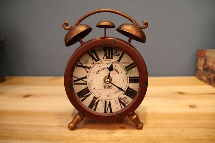 厂家推荐 欧式复古风格做旧铁艺闹钟 四色混装