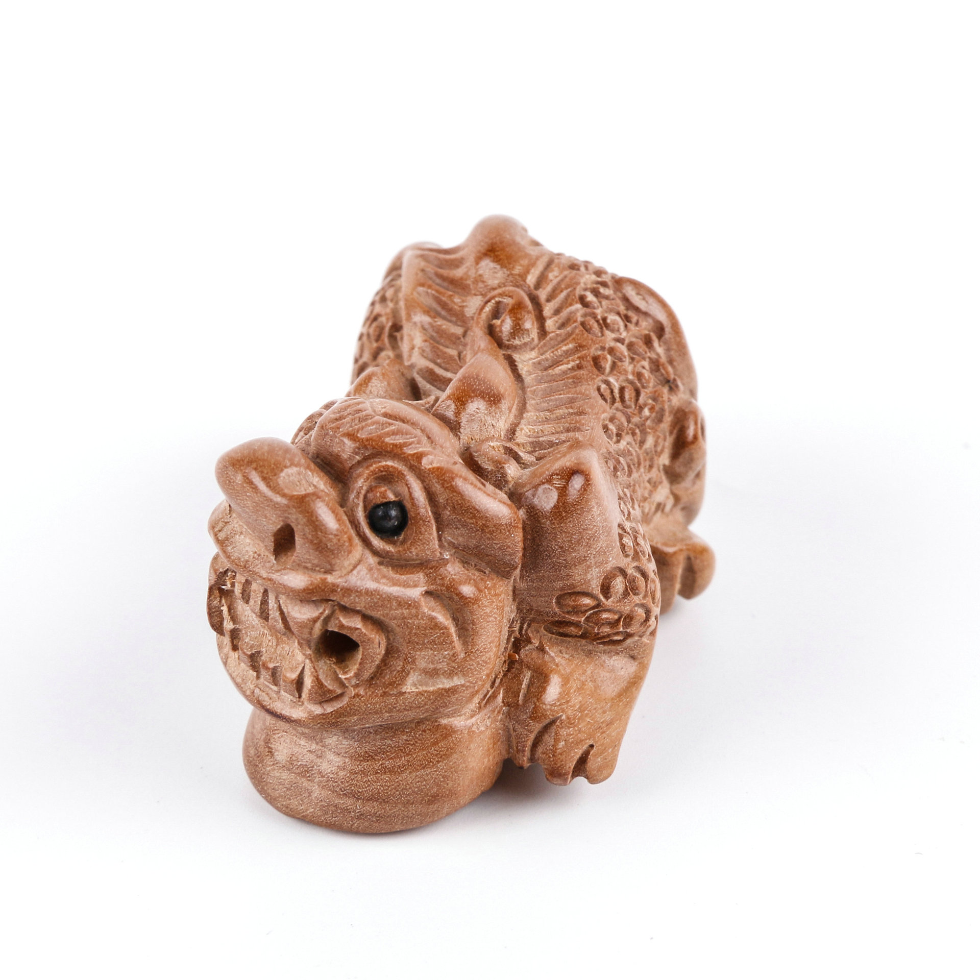 高档木雕木头工艺品新款木雕踏钱貔貅桃木原木工艺品 家居工艺品