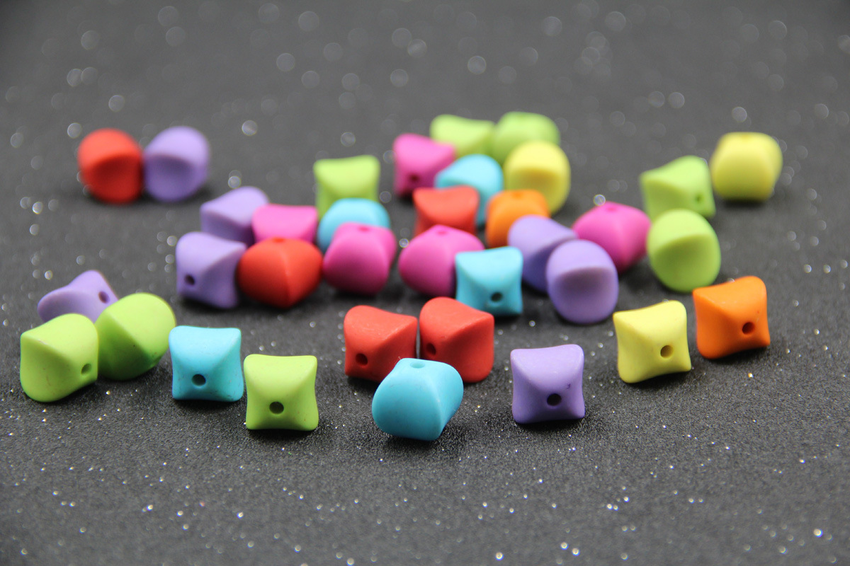 厂家直销 亚克力虎齿磨砂珠多色混装儿童手工diy散珠 饰品配件