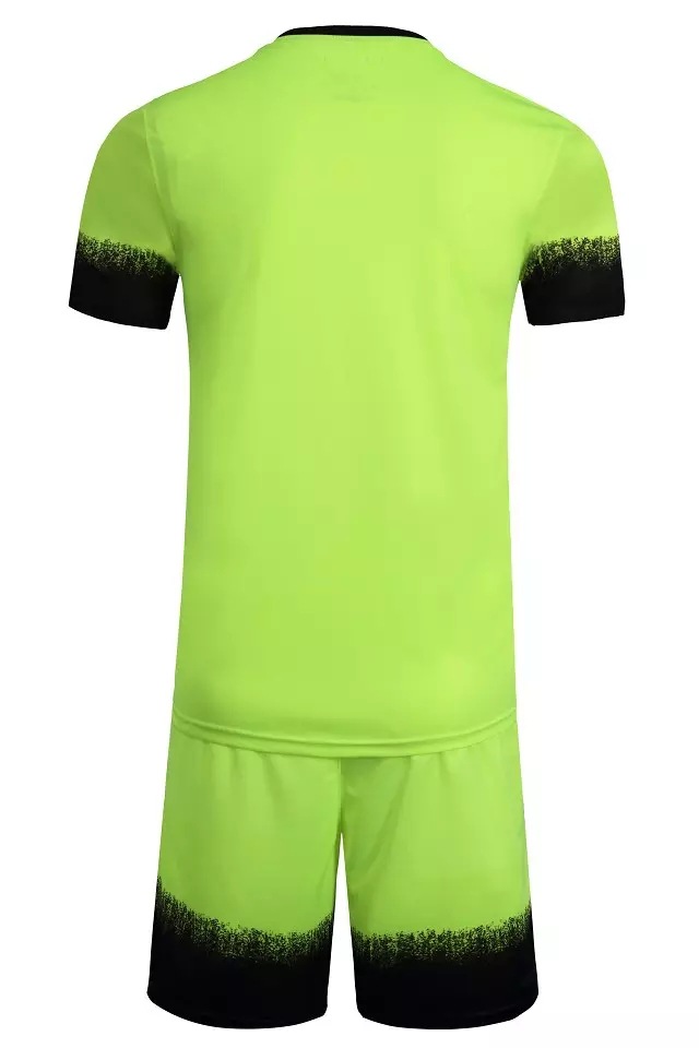 批发供应光板短袖球服套装男可定制球服训练